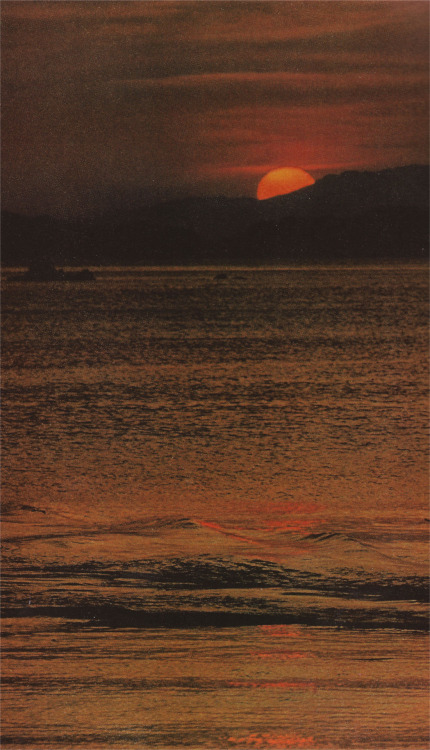 johnny-remember-me: Sunset, Japan (National Geographic, 1972).