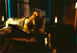 celeboobies:  Amanda Seyfried and Julianne Moore - Chloe