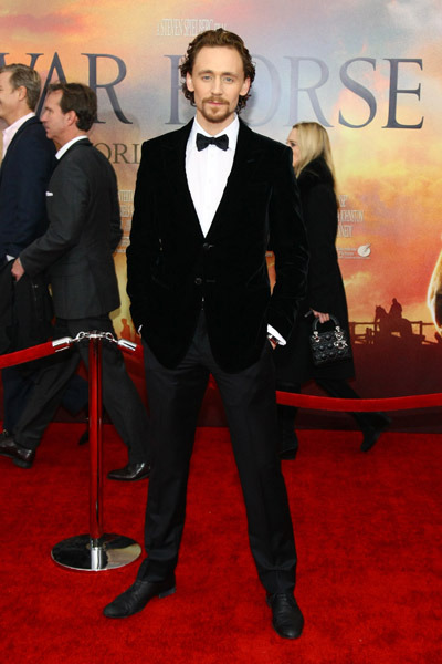 Tom Hiddleston's power stance appreciation adult photos