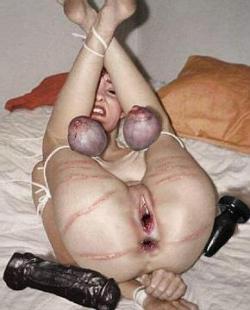 pussymodsgalore  BDSM bondage. Gaping pussy,