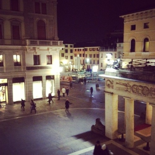 Loggiato Piazzetta Pedrocchi#italy #polworld #pedrocchi  (Taken with Instagram at Caffè Pedrocchi - Sala Rossini)