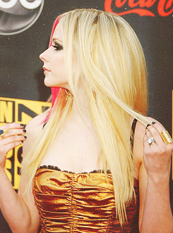 Miley-Avril