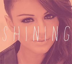 i freaking love Cher! :')