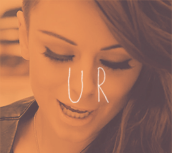 i freaking love Cher! :')