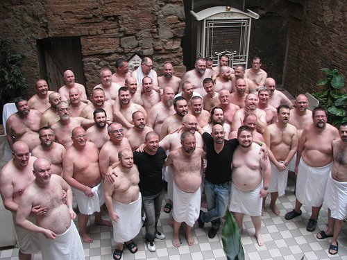Lovely place with a bunch of handsome looking guys. Really wonder where is this place.