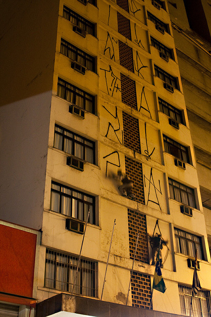 hoodniggashit:  untitled by Leandro Mantovani on Flickr. 