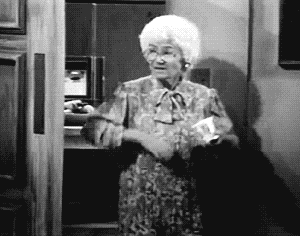 fuckyeahsophiapetrillo:  thedoctors-sonicscrewdriver:   Sophia Petrillo/Estelle Getty
