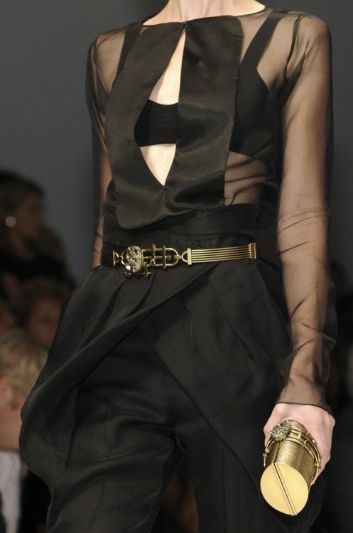 sedefisim:Gianfranco Ferre, Spring 2010 