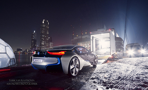 automotivated - BMW i8 Concept car leaving a snowy Rotterdam(by...