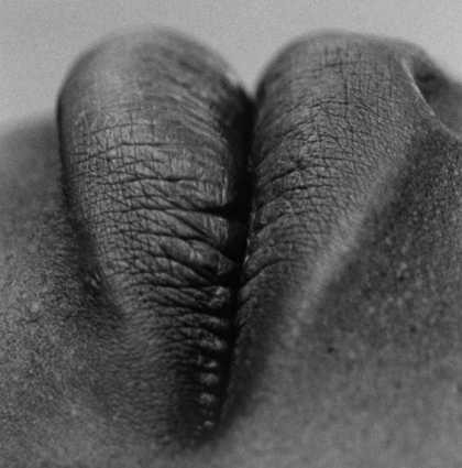 m-as-tu-vu:  By Isabel Muñoz .. “Silence tools.. too..” 
