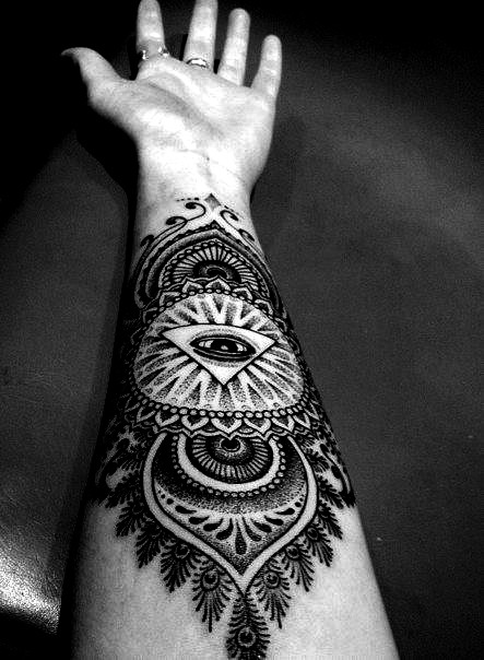 dirtyscarab:  JondixHolytrauma tattoo  