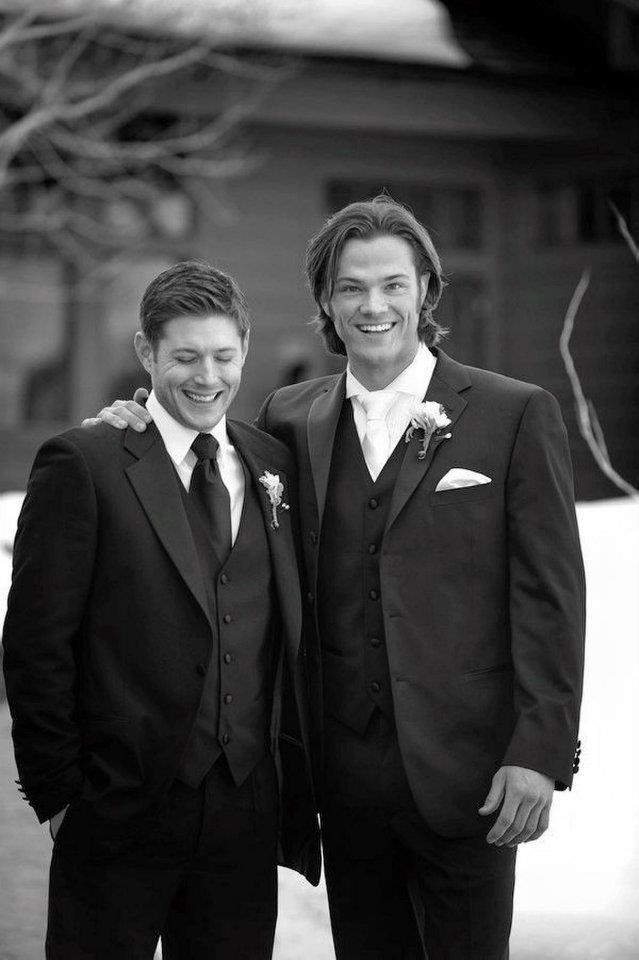 brothersdestinedfordestruction:  Jared and Genevieve’s Wedding pt. 3 