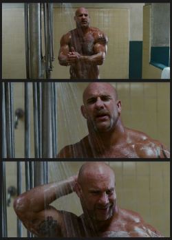 themoreitgrows-thebetteritgets:  [Bill Goldberg]