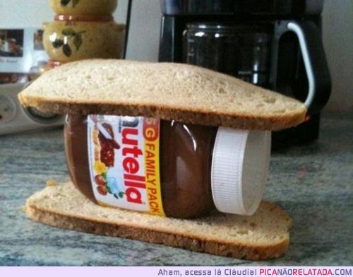 blogdotroll:  Pão com nutella, você está fazendo isso errado 