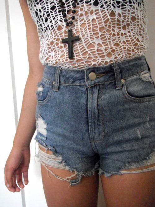 vodka-cherries:  ✞✞✞ Dead dash? QUALITY HIPSTER BLOG ✞✞✞