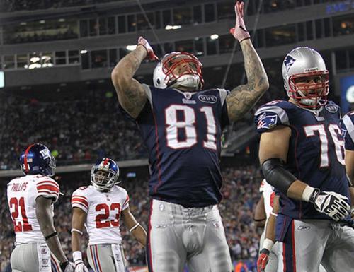 XXX Super Bowl highlights -Â Aaron Hernandez photo