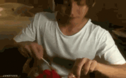 lemonuneo:  sweetie, that’s not how you use a spoon -.- fine , I’ll let you off