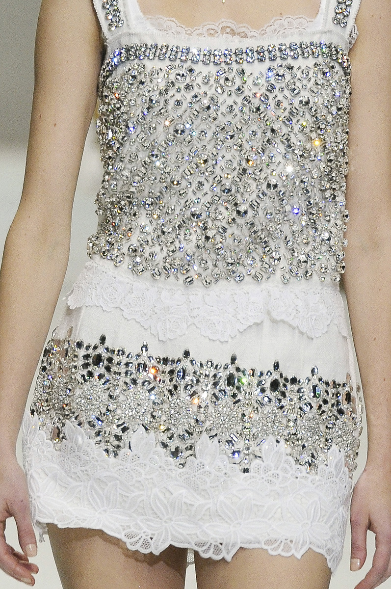 phe-nomenal:  Dolce &amp; Gabbana Spring 2011 rtw 