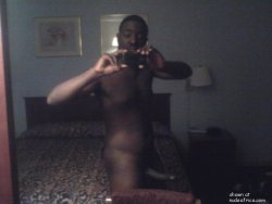 nudeselfshots-blackmen.tumblr.com post 17321106124