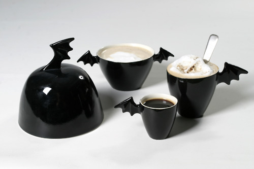 karloff-kouture:  psychobillygore:  piercingsandink:  oh my god  Want  I don’t think I’ve ever wanted anything as bad as this shit right now. 