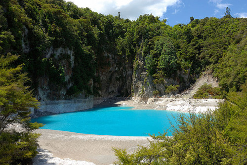 by J03P on Flickr. Crater lake at the Waimangu Volcanic Valley on the Northern island of New Zealand