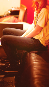 niallmania:  9 favorite outfits : Hayley Williams → requested by: jonasandonedirectionlover