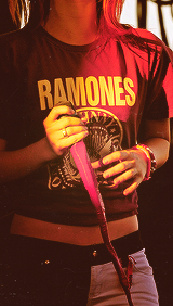 niallmania:  9 favorite outfits : Hayley Williams → requested by: jonasandonedirectionlover