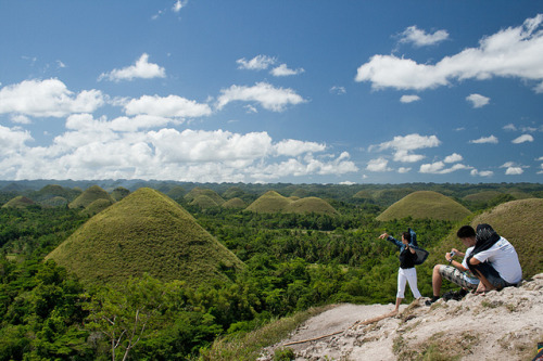 by jaeWALK on Flickr.Tourists in Chocolate Hills - Carmen, Bohol, the Philippines.