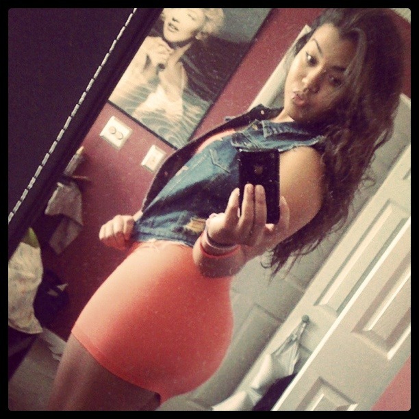 wickedpooch:  giiiirls:  instatgram - kimcal twitter - @kimarah_cal  (via imgTumble)