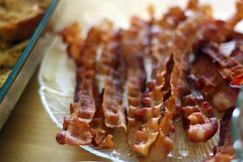 isthatyourhand:  cranniesinmybrain:  Hah.   I need some bacon with breakfast, this morning.  BACON!!! 