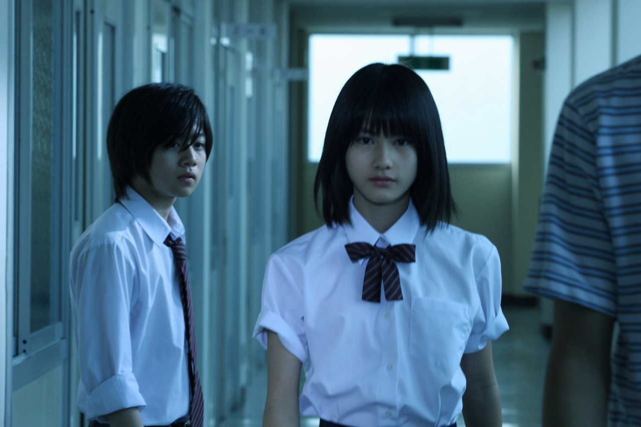制服 — 8lack8erry: 橋本愛＠映画『告白』 - 朝飯前。