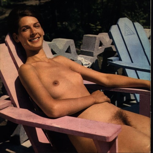 http://nudevintage.tumblr.com/post/17280060990