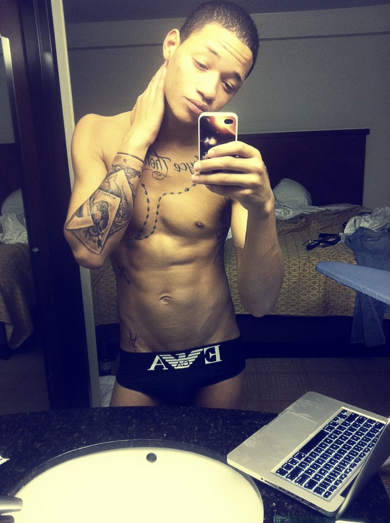 tasteemen1:  Tastee In Undies                         