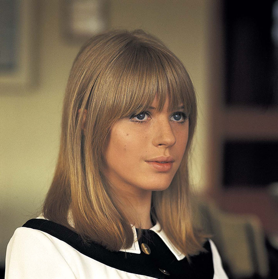 Marianne Faithfull backstage shot by David Redfern, 01 May 1965 via: snowce