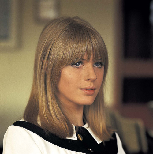 Marianne Faithfull backstage shot by David porn pictures