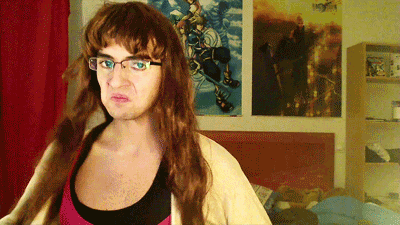 ''Asknofobia'' - Miedo a mandar asks. Creo que ese miedo lo tienen mis followers.