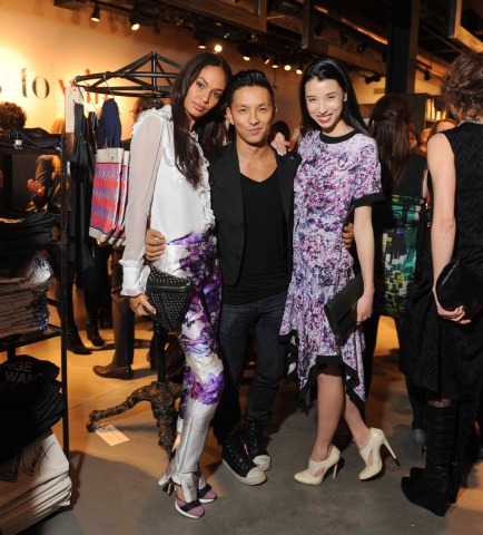 tesht: Joan Smalls along side Prabal Gurung