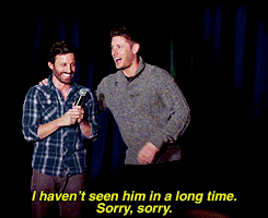 itsfuuh:  Jensen crashing Rob’s panel - [x] 