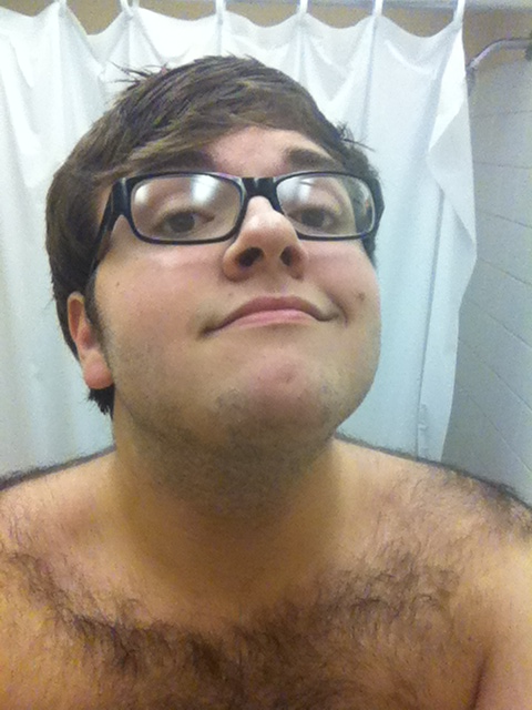 themythoffingerprints: This is hours old, but I look kinda decent? It also accents