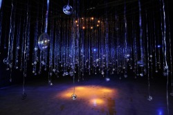nikoriana:  This highly technical installation by artist Susan Hiller features 400 speakers suspended from the ceiling, simultaneously running audio of different people recounting their extraterrestrial encounters. The exhibited work titled Witness offers