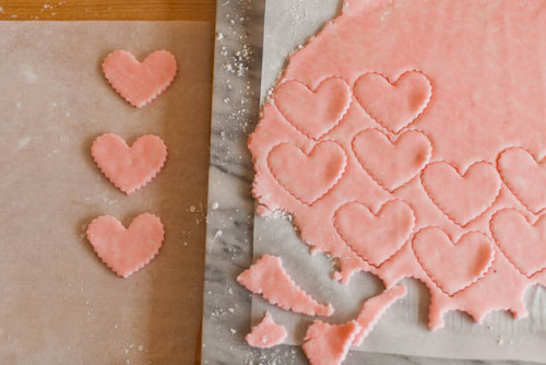 truebluemeandyou:DIY No Bake Easy Peppermint Candy Hearts. Change up the food coloring and shape for