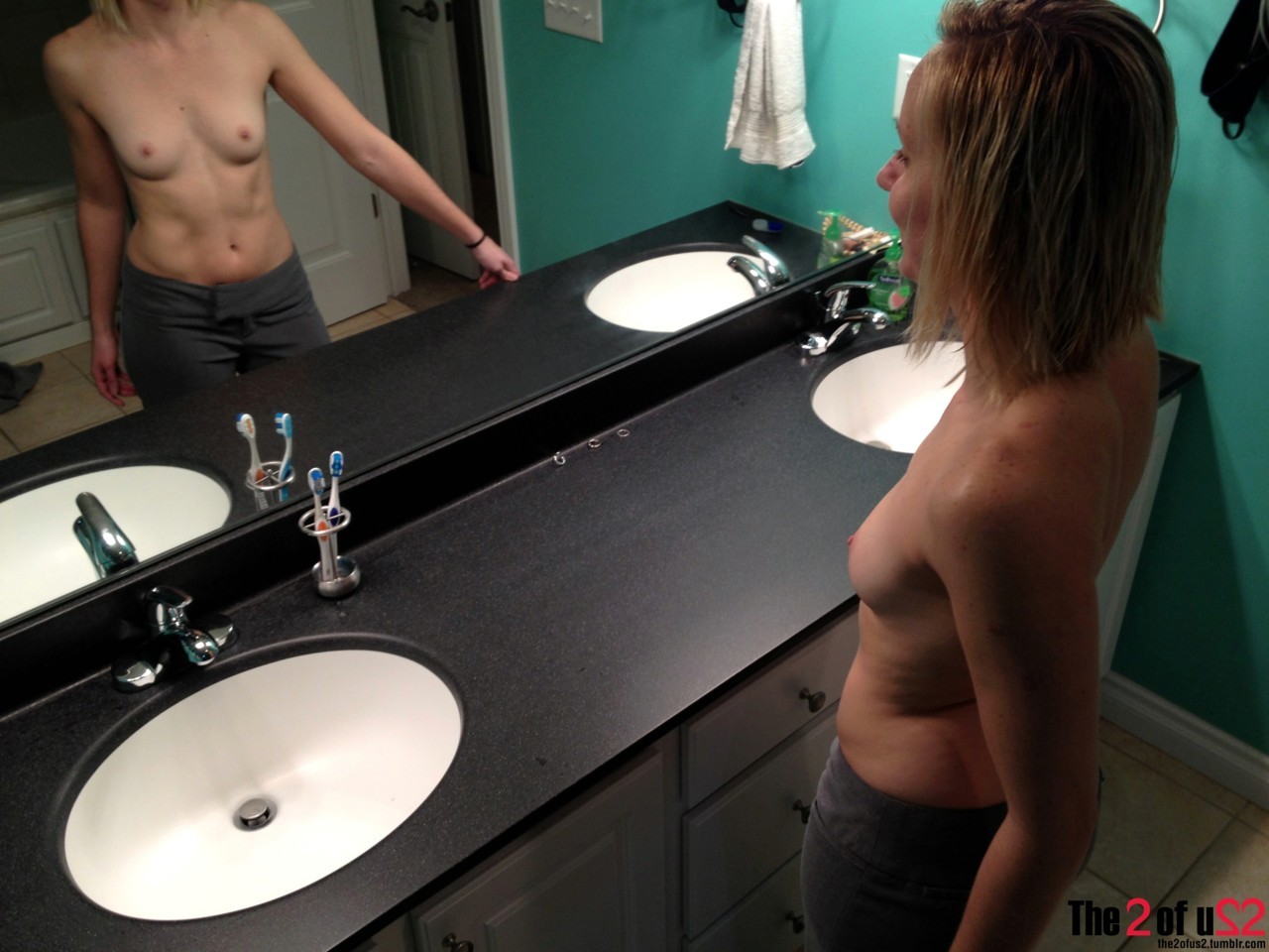 the2ofus2:  Mirror Fun 
