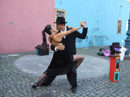 by Lídia Ramalho on Flickr.Tango on the streets of La Boca - Buenos Aires, Argentina.