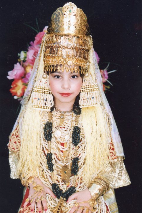 whoiamandwhatido:  Algeria has one of the prettiest wedding cultures, alhamdulilah. Seven dresses (more or less). Each representing a culture in Algeria - Constantinois, Alger, Tlemcen, Steif, and the list goes on. Headdresses and scarves differ, and