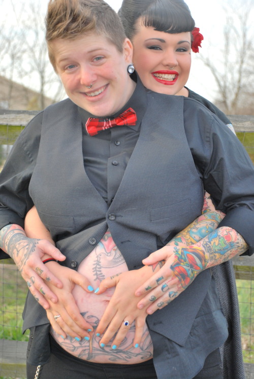 chubby-bunnies:  myheart-youcanhaveit:  grumpybearjen:  38 weeks 4 days pregnant and finally squeezed in a maternity shoot.  If you’re friends with me on Facebook you should check out the rest of the pictures…they’re pretty fun. Can’t believe