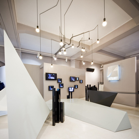 archaesthetic:  Entrance Shop by SquareONE 
