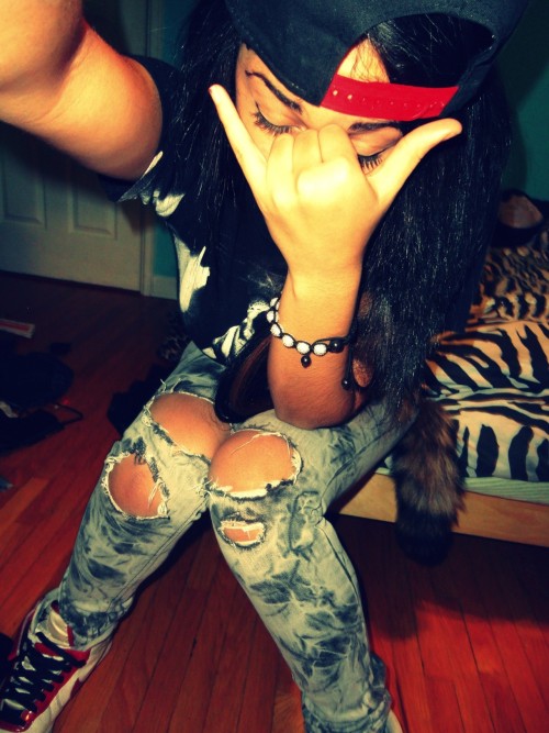 dope-kidd-junior:  ☆ Dope-kidd-junior:  ☆ ★  Wanna gain over 500 followers?  ▼Click → Here▼  And Watch them flow in!! ★ 