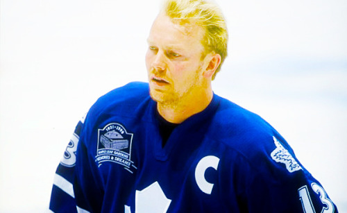 theyslayedthedragon:  the leafs honour mats sundin 