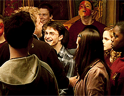  The cast and crew laughing behind the scenes of HBP 