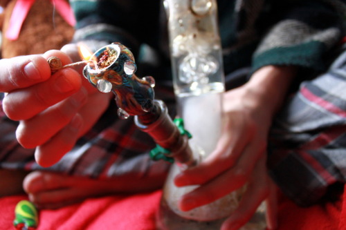 callmejean:I asked JP to do me a favor and smoke this bowl so I could take pictures of him. He hap